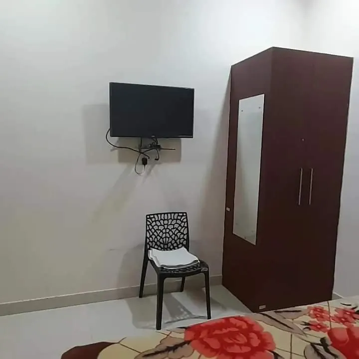 Hotel R M Plaza Agra