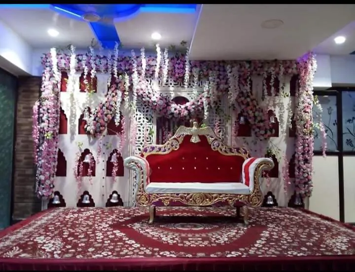 Hotel R M Plaza Agra