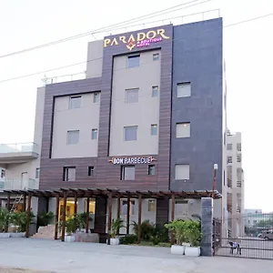 2* Отель Agra